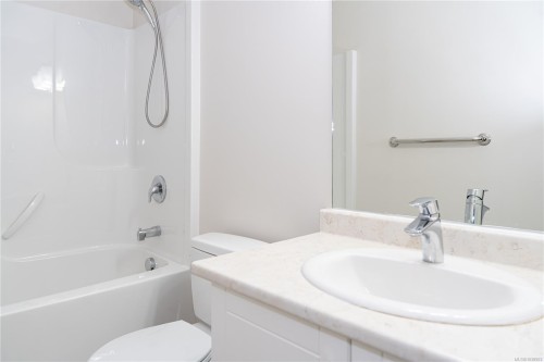#203-4960 Songbird Pl, Nanaimo, BC 