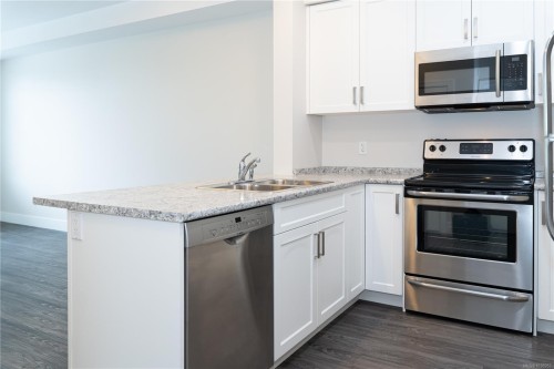 #203-4960 Songbird Pl, Nanaimo, BC 