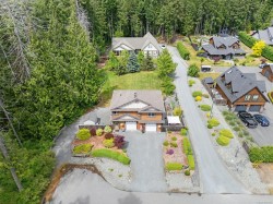 1871 Highland Ridge Rd Shawnigan Lake, BC V8H 2H9