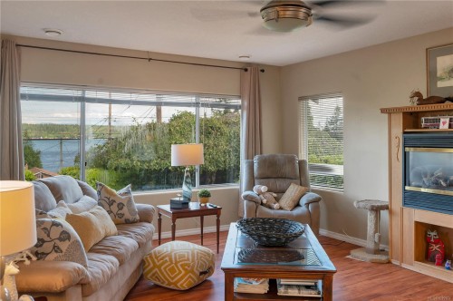 558 Alder St, Campbell River, BC 
