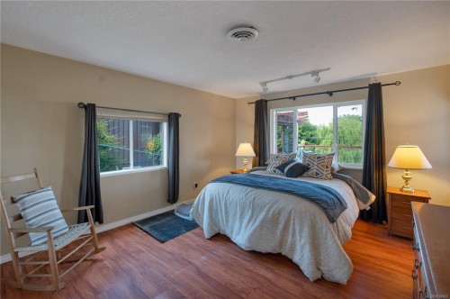 558 Alder St, Campbell River, BC 