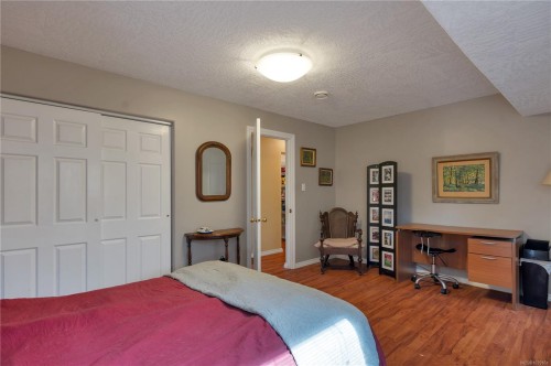558 Alder St, Campbell River, BC 