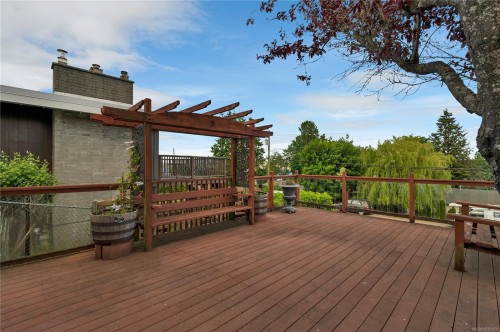 558 Alder St, Campbell River, BC 
