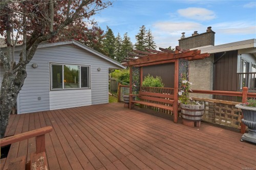 558 Alder St, Campbell River, BC 