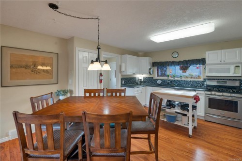 558 Alder St, Campbell River, BC 