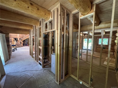 2745 Nanaimo River Rd, Nanaimo, BC 