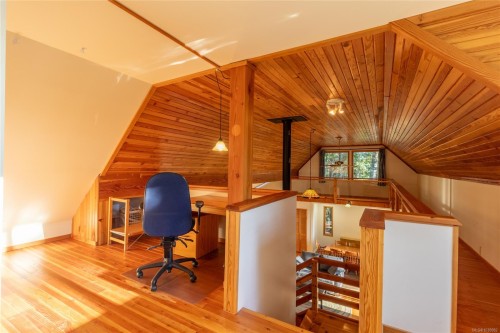 3350 Port Washington Rd, Pender Island, BC 