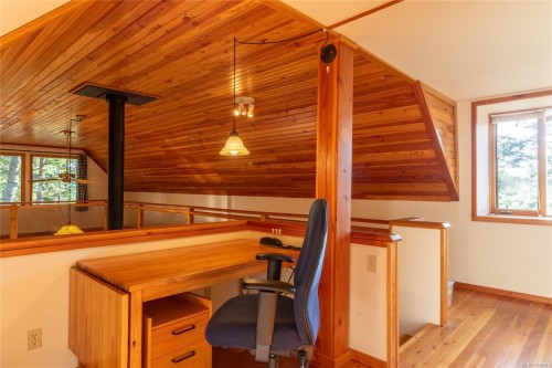 3350 Port Washington Rd, Pender Island, BC 