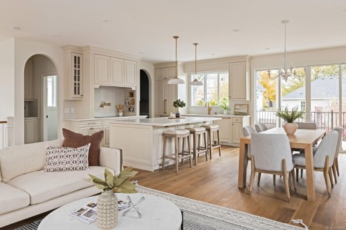 135 Passmore St, Victoria, BC 