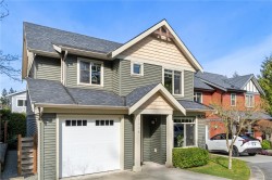 2446 York Cres Nanaimo, BC V9T 4N6
