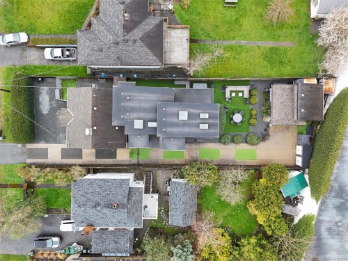 838 Old Esquimalt Rd, Esquimalt, BC 