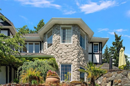 405 Coralee Pl, Langford, BC 