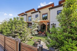 #9-356 14th St Courtenay, BC V9N 1W2
