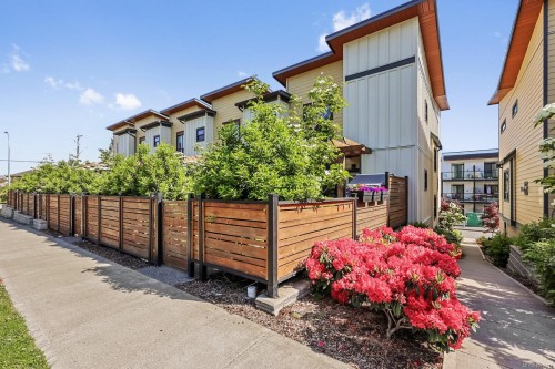 #9-356 14Th St, Courtenay, BC 