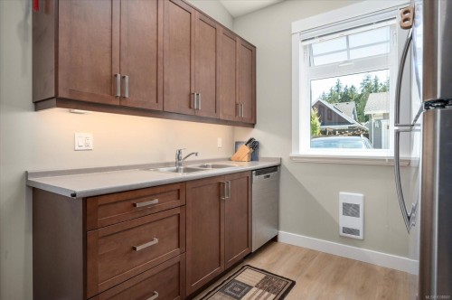 710 West Ridge Way, Qualicum Beach, BC 