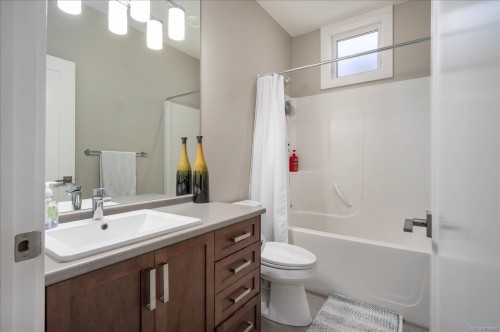 710 West Ridge Way, Qualicum Beach, BC 
