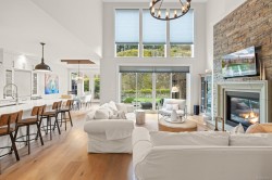 2149 Champions Way Langford, BC V9B 0R9
