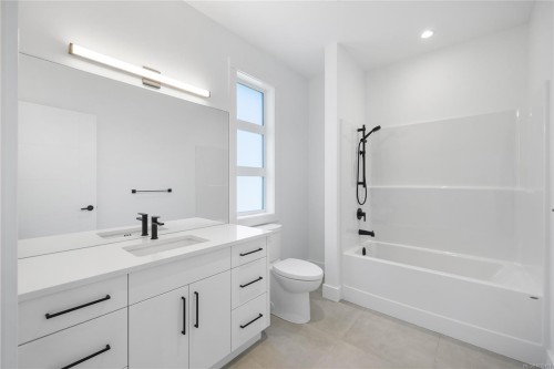 122 Bray Rd, Nanaimo, BC 