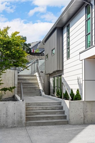 122 Bray Rd, Nanaimo, BC 