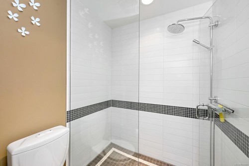 #802-1400 Lynburne Pl, Langford, BC 