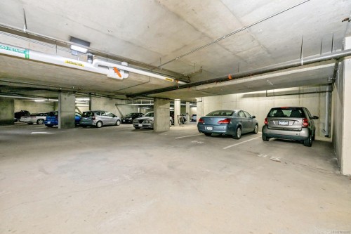 #802-1400 Lynburne Pl, Langford, BC 