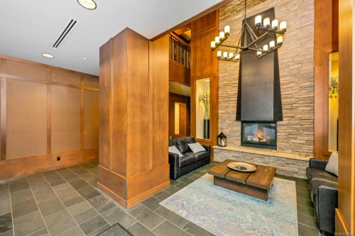 #802-1400 Lynburne Pl, Langford, BC 