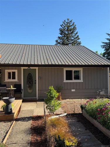 548 Nova St, Nanaimo, BC 
