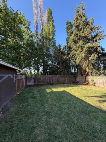 548 Nova St, Nanaimo, BC 
