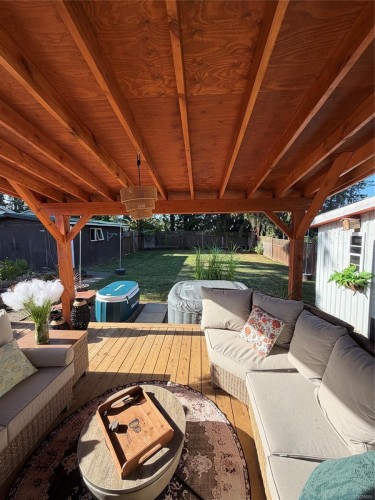 548 Nova St, Nanaimo, BC 