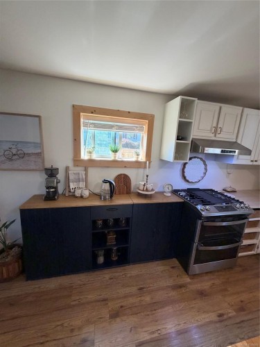 548 Nova St, Nanaimo, BC 