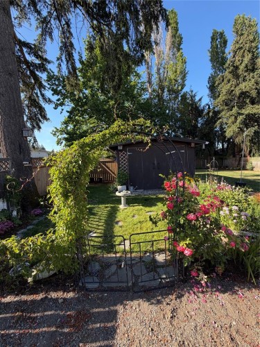548 Nova St, Nanaimo, BC 