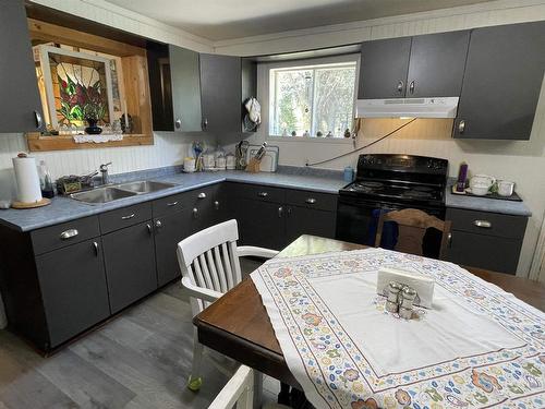 582 Henderson Loop Road, Dryden, ON 