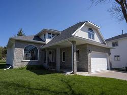 113 Princeton Place Thunder Bay, ON P7A 8B3