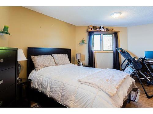 106 Island Avenue, Neebing, ON 