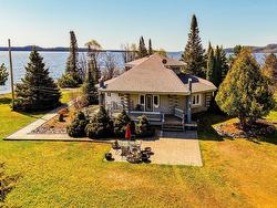 106 ISLAND Avenue Neebing, ON P7L 0C1