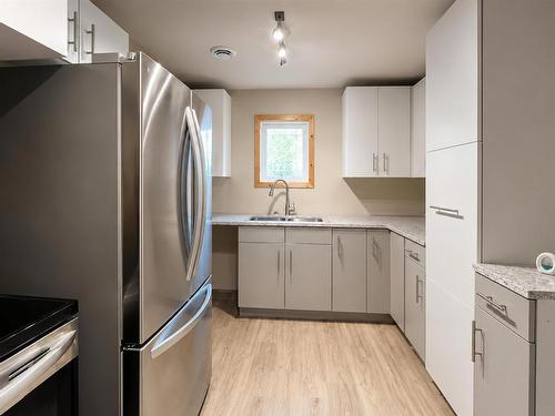6086 Hwy 11/71, Emo, ON - Indoor Photo Showing Kitchen With Double Sink
