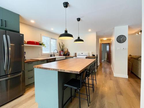 6 Beech Crescent, Ear Falls, ON 