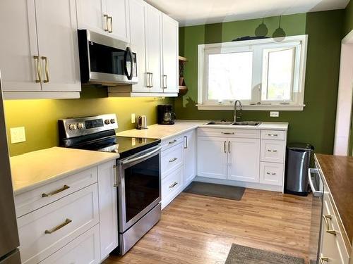 43 Strathcona Ave, Thunder Bay, ON 