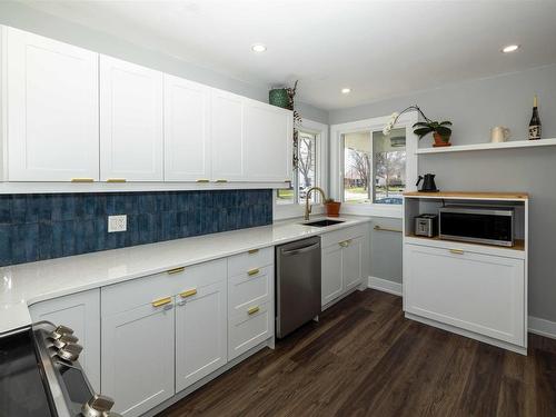 120 Robinson Drive, Thunder Bay, ON 