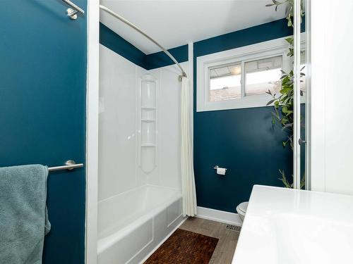 120 Robinson Drive, Thunder Bay, ON 