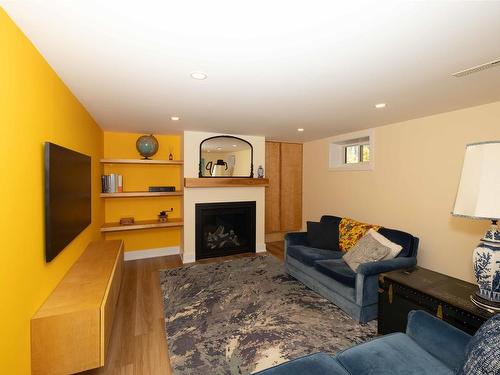 120 Robinson Drive, Thunder Bay, ON 