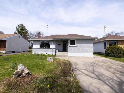 120 Robinson Drive, Thunder Bay, ON 