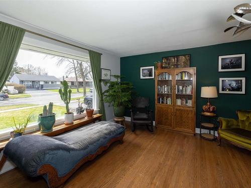 120 Robinson Drive, Thunder Bay, ON 