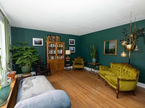 120 Robinson Drive, Thunder Bay, ON 