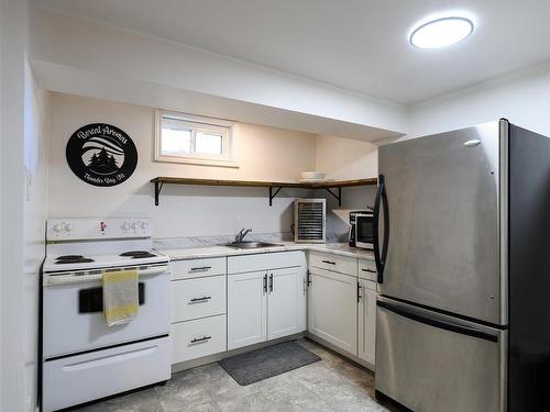 112 Walsh St West, Thunder Bay, ON 