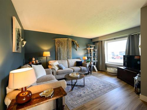 112 Walsh St West, Thunder Bay, ON 