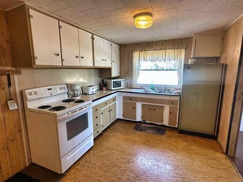 1 Cedar Shores Road, Jellicoe, ON 