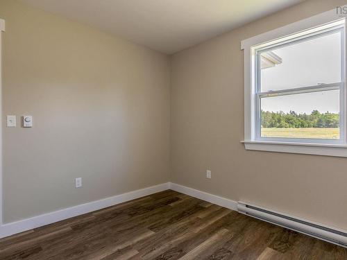 8622 201 Highway, Nictaux, NS - Indoor Photo Showing Other Room