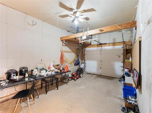 78 Metz St, Winnipeg, MB 