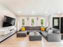 78 Metz St, Winnipeg, MB 